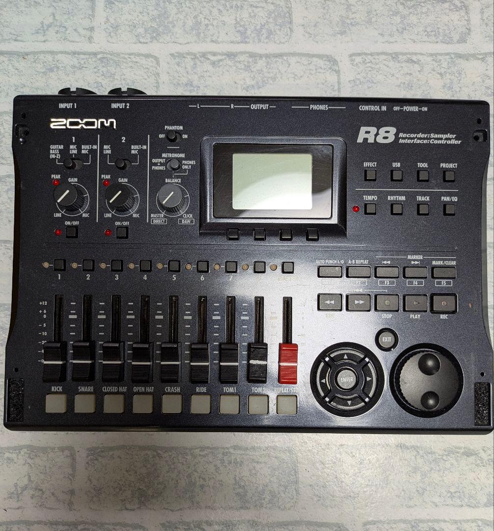ZOOM R8 マルチトラックレコーダー　訳あり品