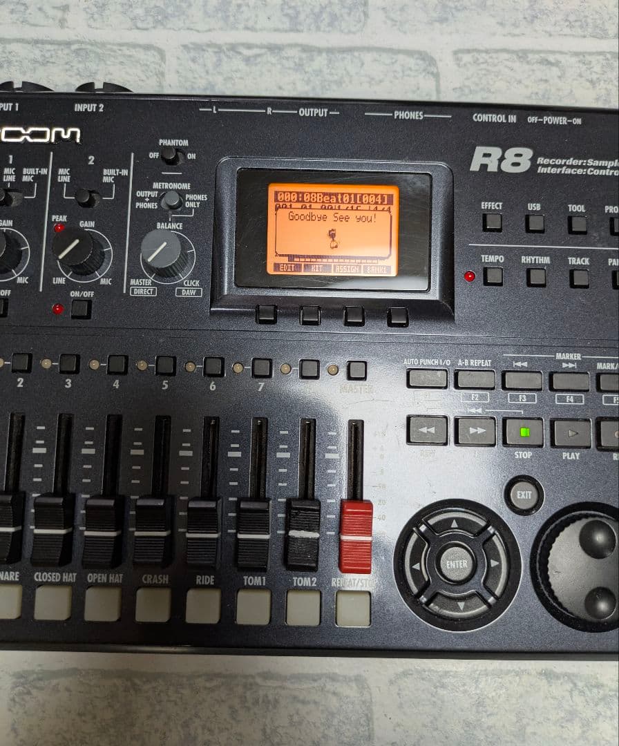 ZOOM R8 マルチトラックレコーダー　訳あり品