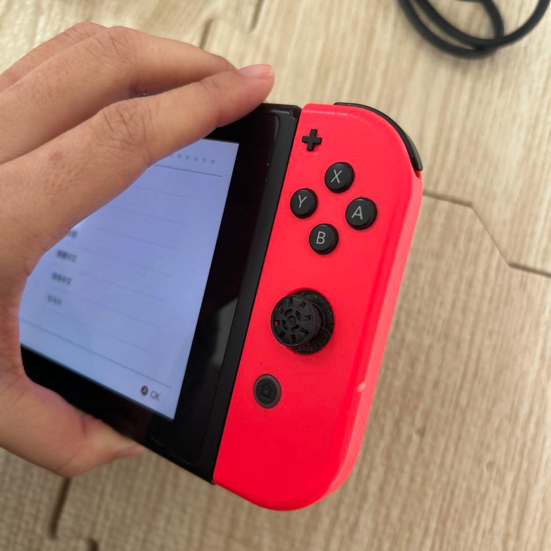 Nintendo Switch 本体 赤/緑 Joy-Con 付属品付き