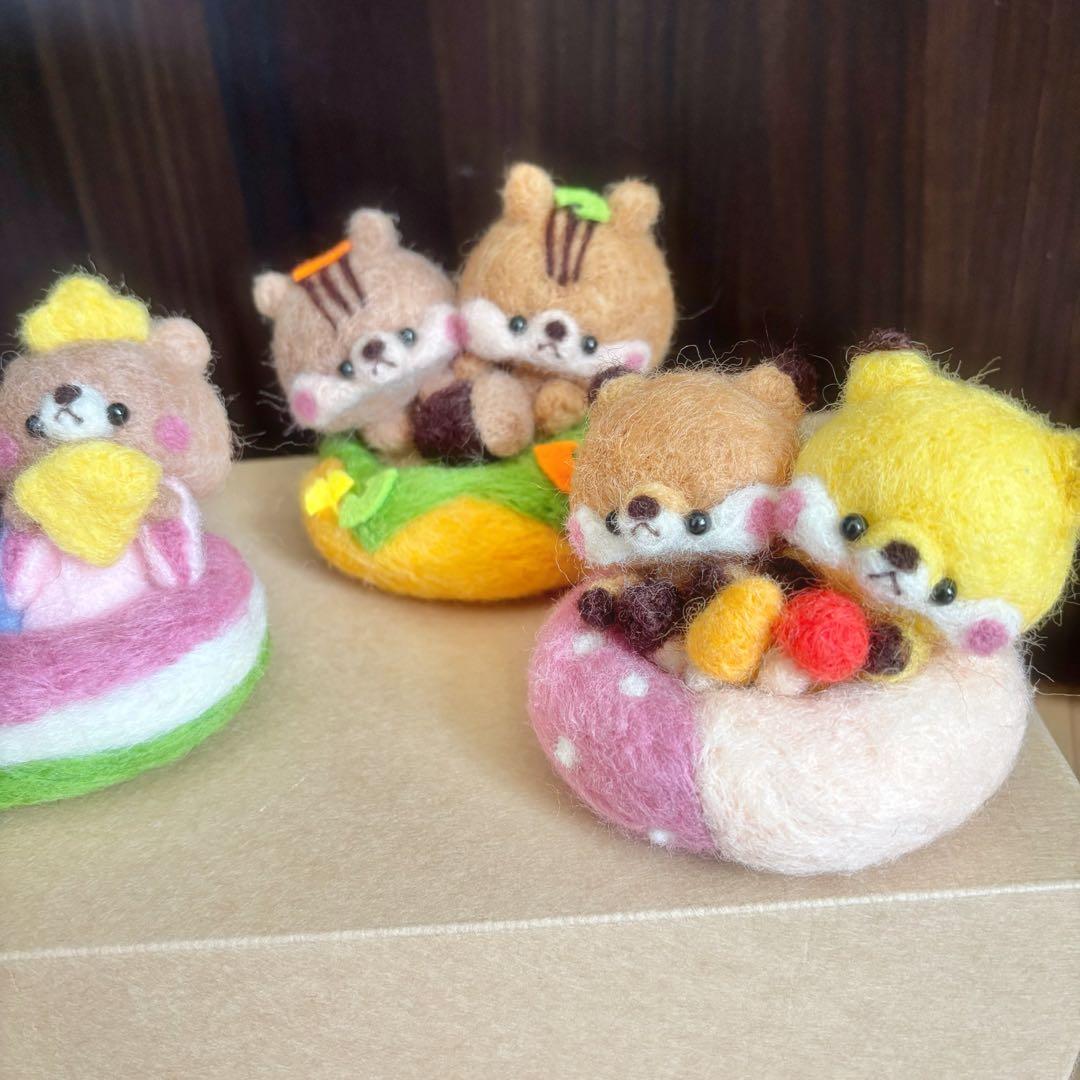 羊毛フェルト　専用　りす　くま　きつね