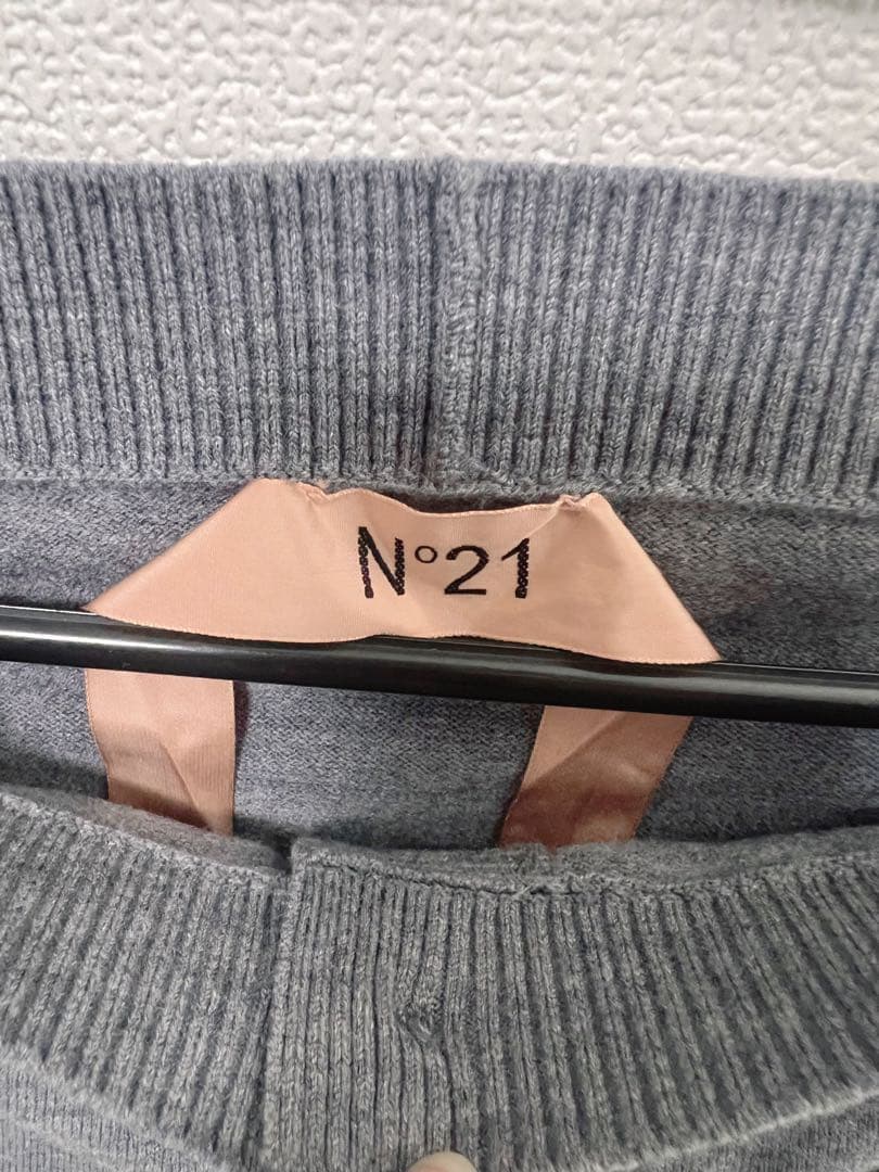 N°21 グレー 半袖カーディガン