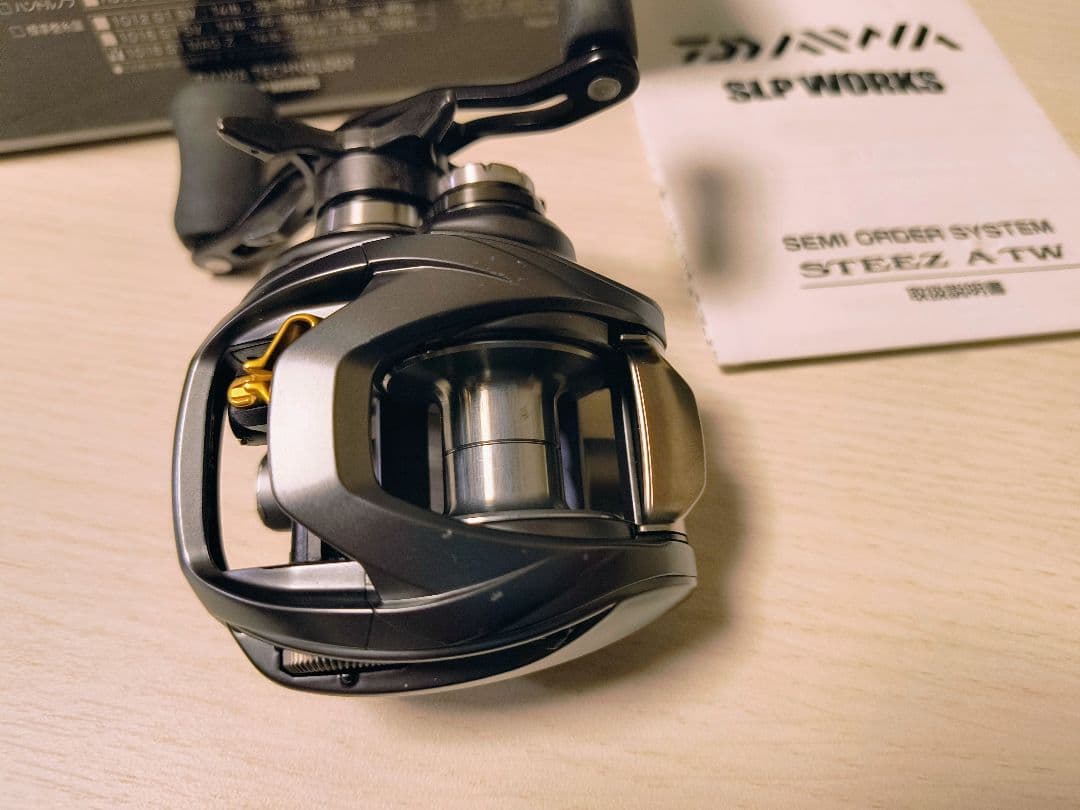 ダイワ　スティーズ A TW-SLPW ベイトリール　6.3 右ハンドル