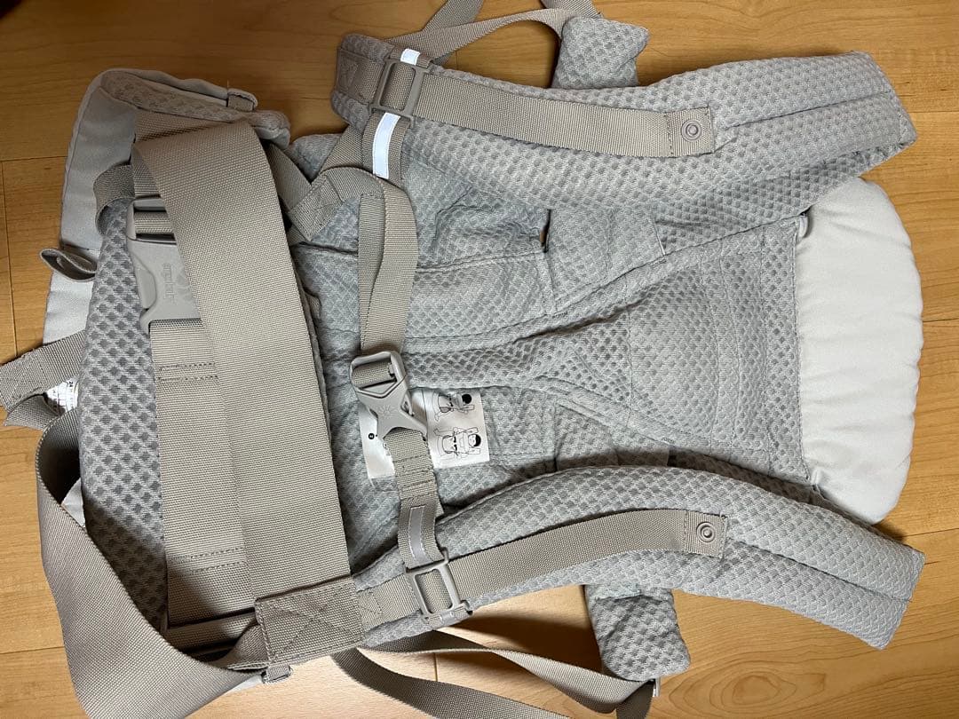 ergobaby メッシュ抱っこ紐 グレー