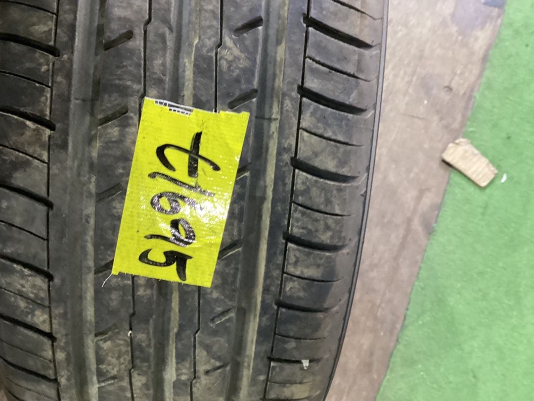 T1695[送料無料]ヨコハマBLUEarthES ES32 215/55R17