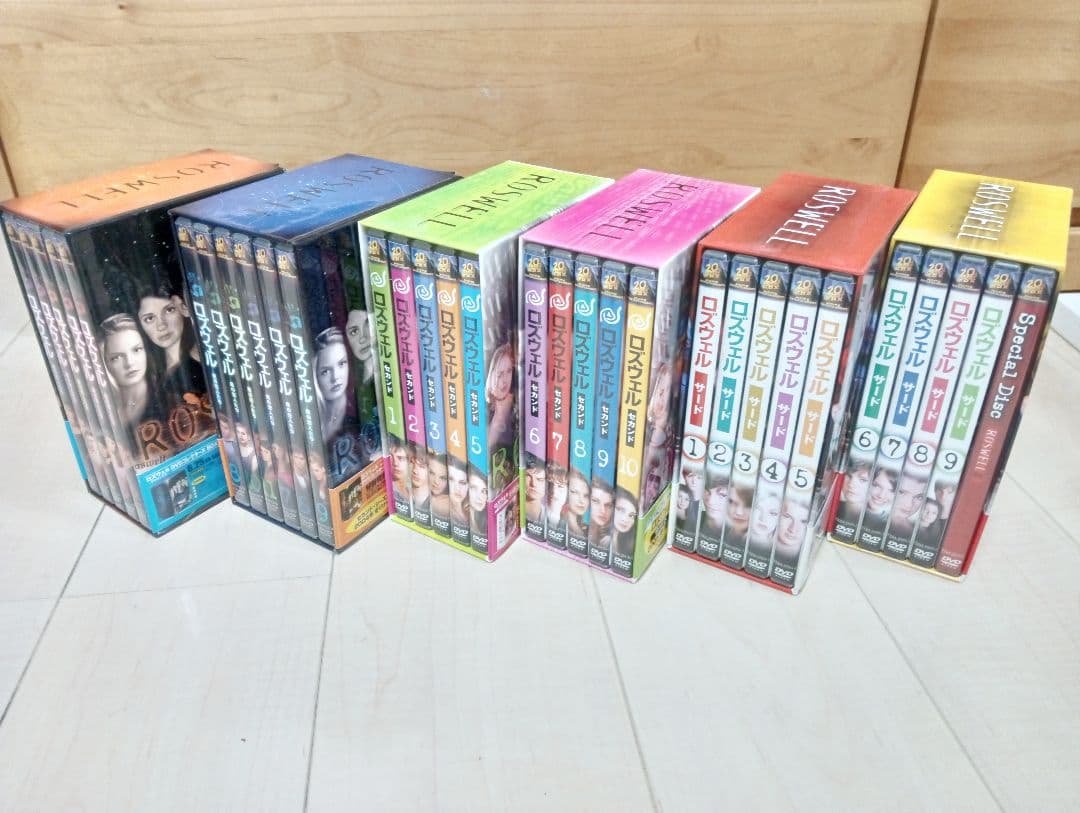 ロズウェル DVD-BOX 全3巻セット