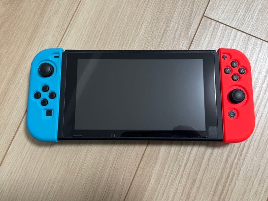 【超美品】Nintendo Switch 本体　箱＆付属品＆ケース付き