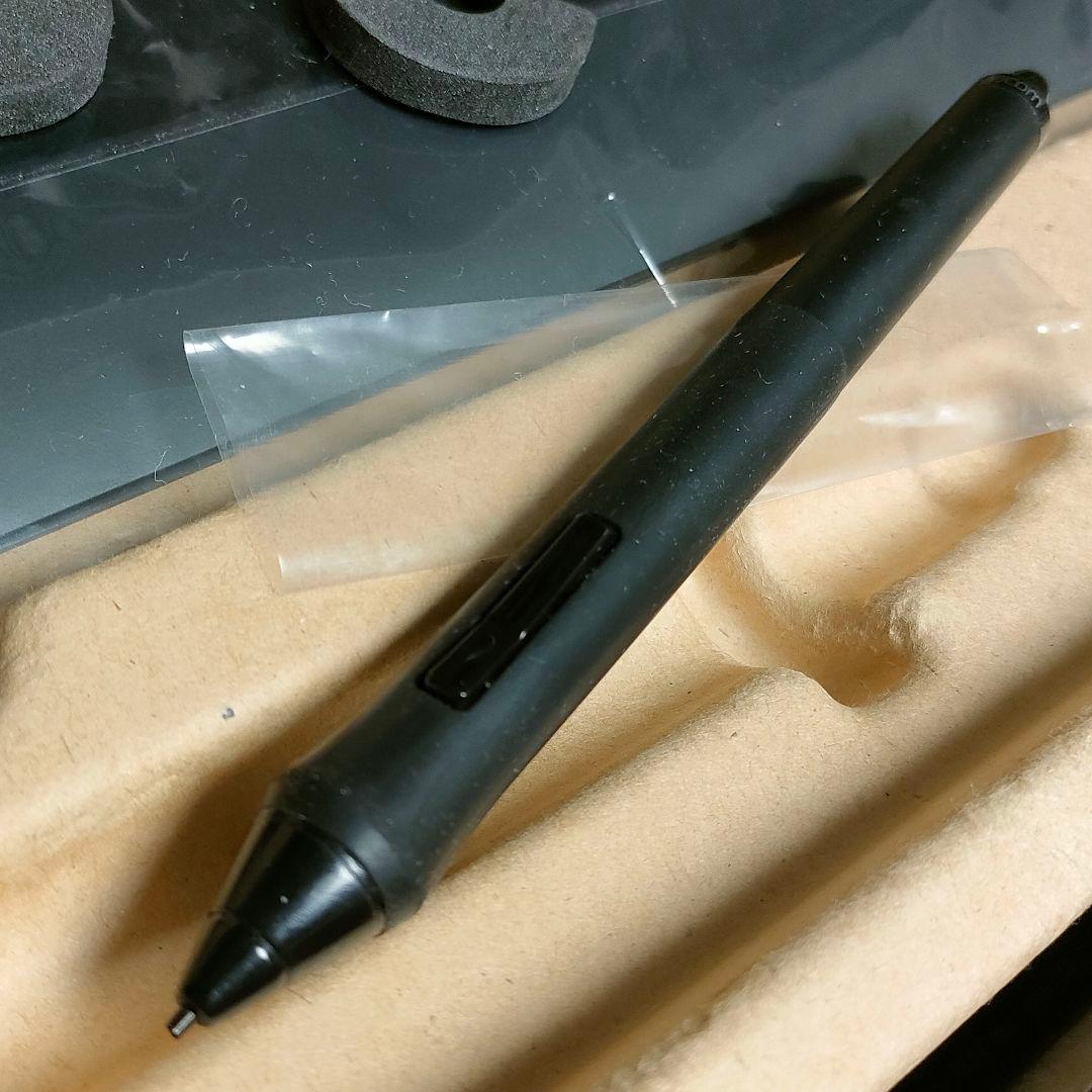ワコムペンタブレット intuos pro Large Lサイズ PTH-851