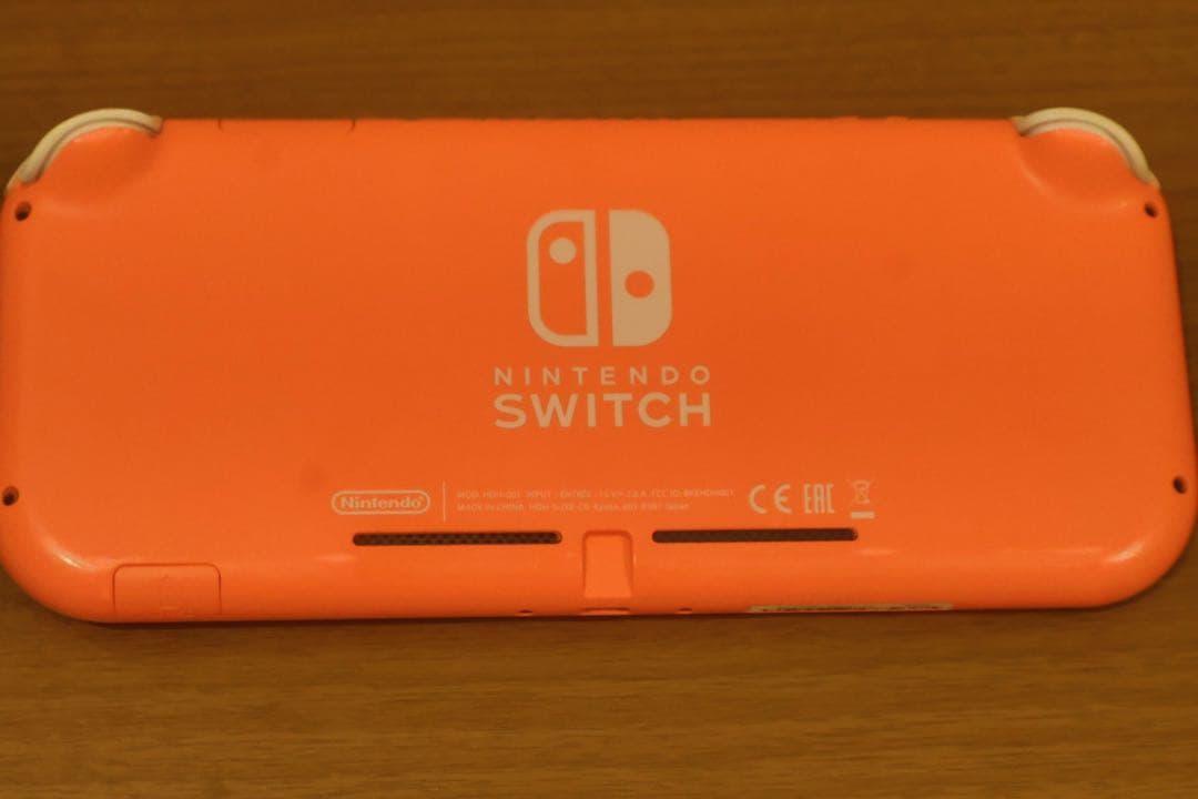 Nintendo Switch Lite コーラルピンク(256GBメモリ付き)