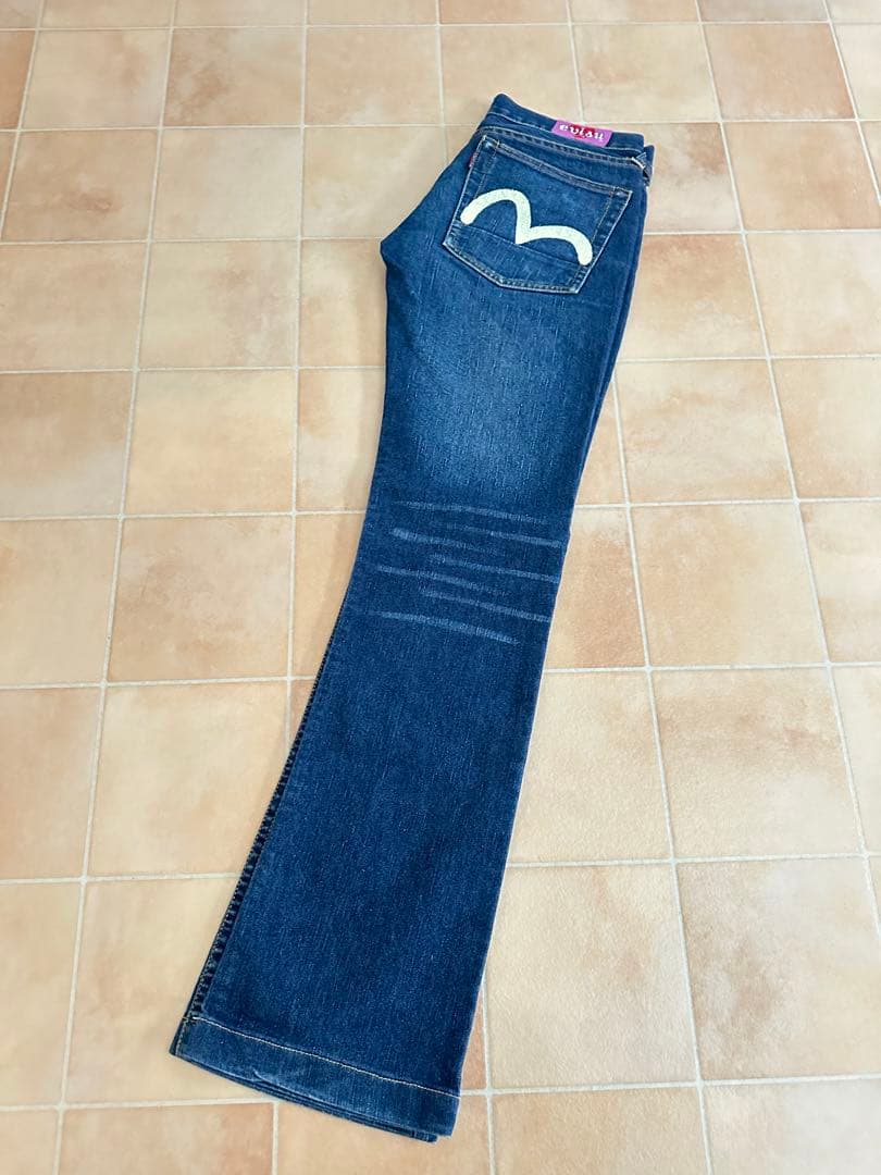 evisu ダークブルーフレアデニムパンツ