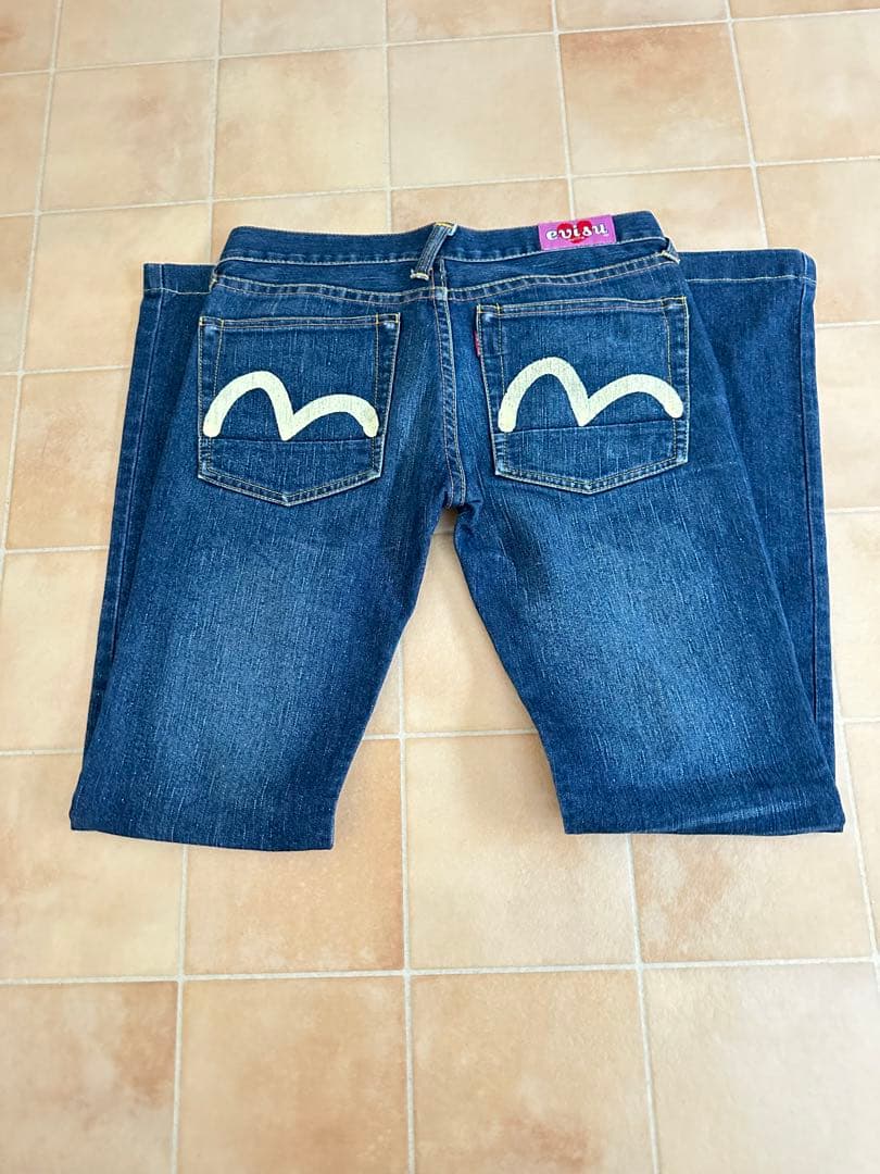 evisu ダークブルーフレアデニムパンツ