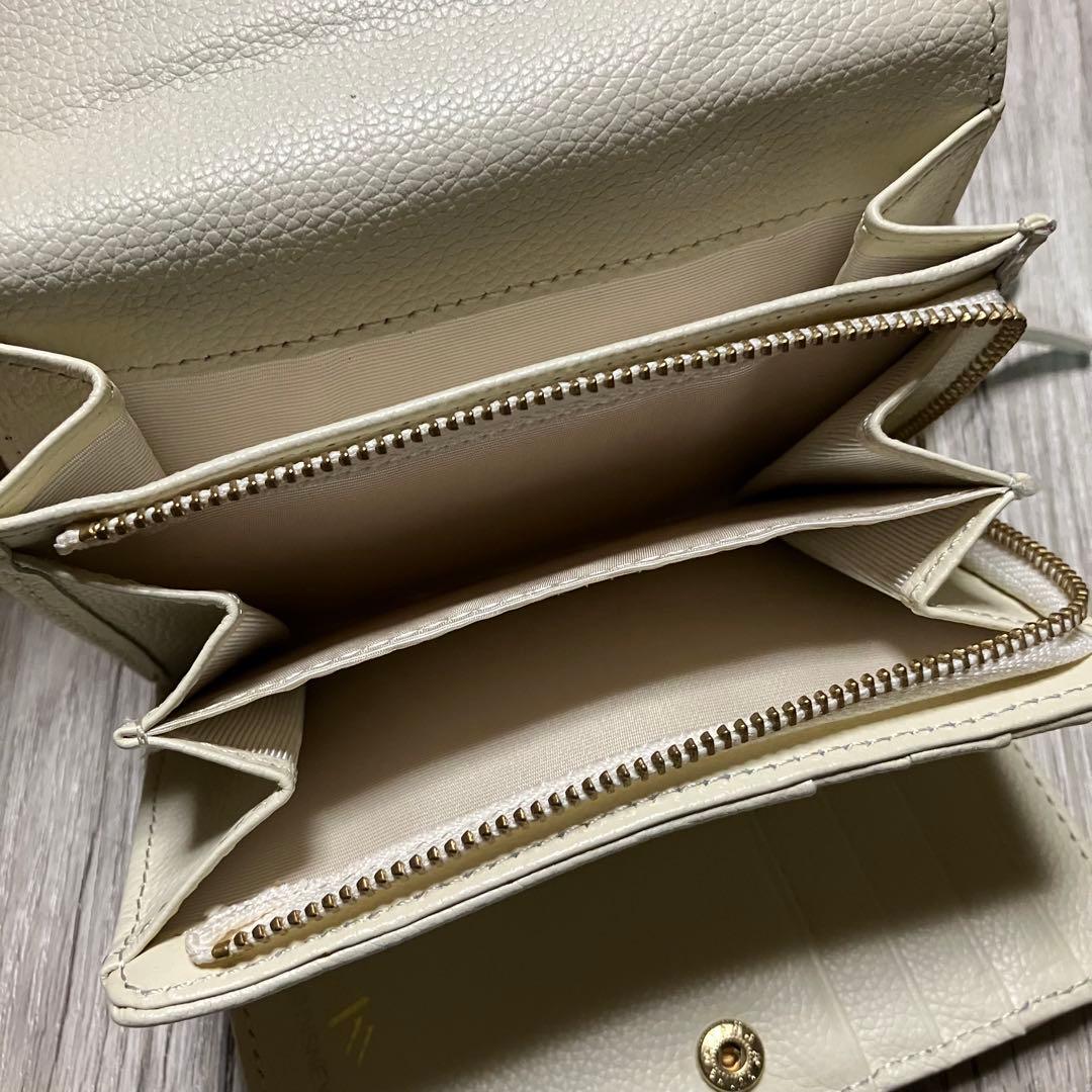 Accommode アコモデ 牛革 3つ折り財布 ミッキー 星