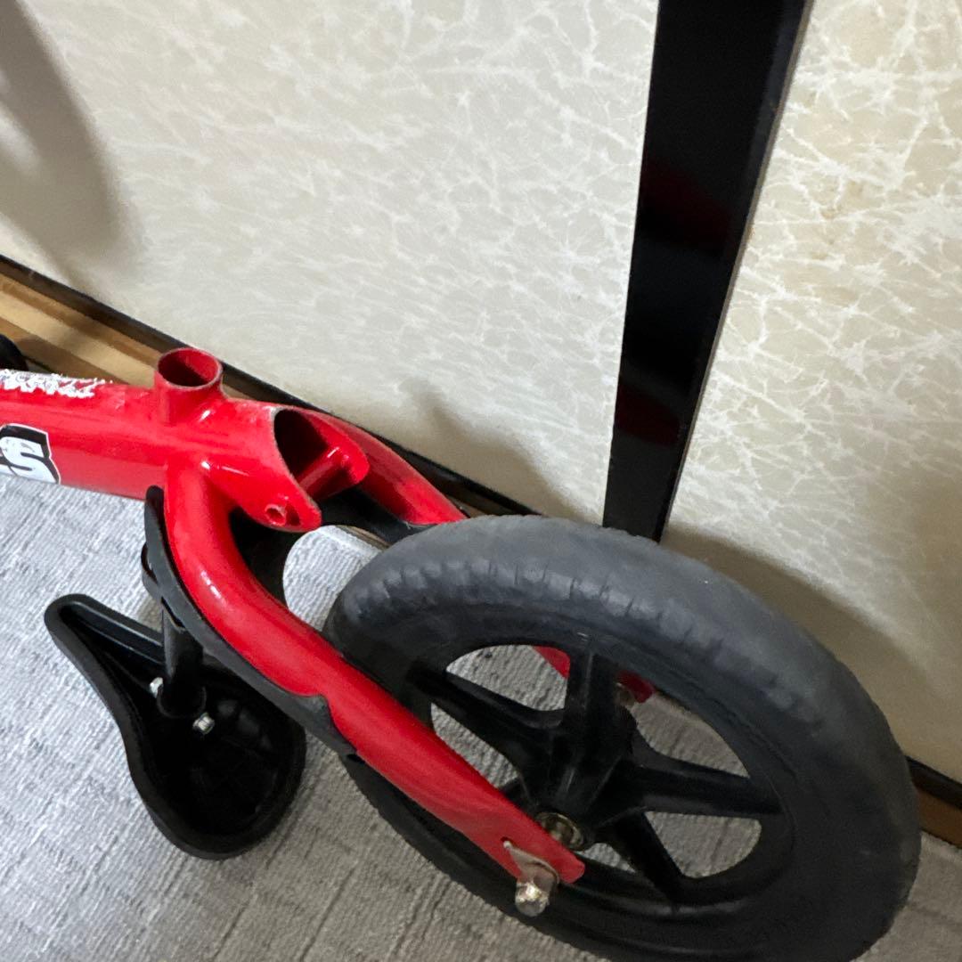 B209 ストライダー 赤 STRIDER バランスバイク 赤 12インチ