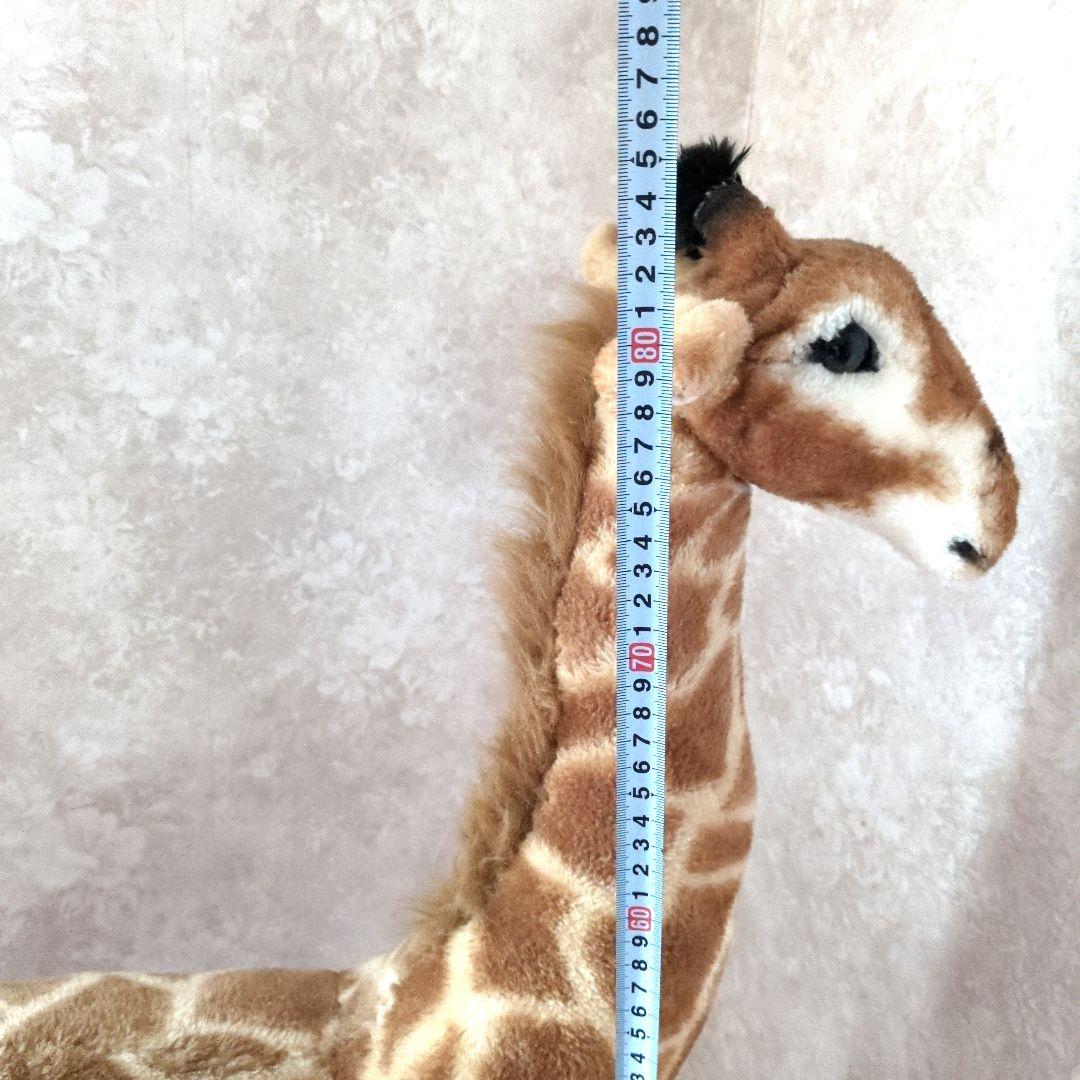 キリンのぬいぐるみ