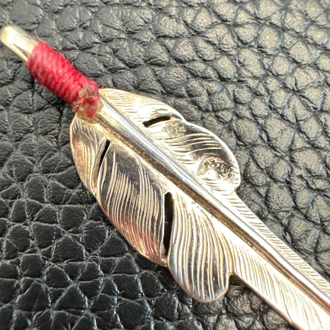 Larry Smith カゼキリフェザー Mサイズ シルバー フェザーネックレス