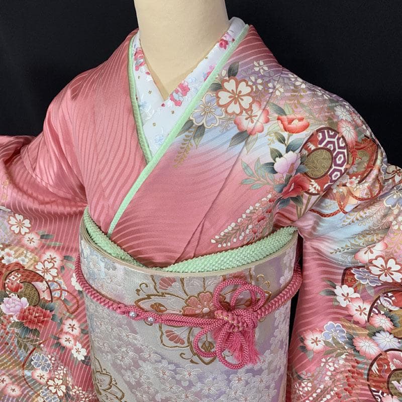 602z34☆振袖 小柄な方にも 古典柄 ピンク☆美品 成人式 結婚式 十三参り