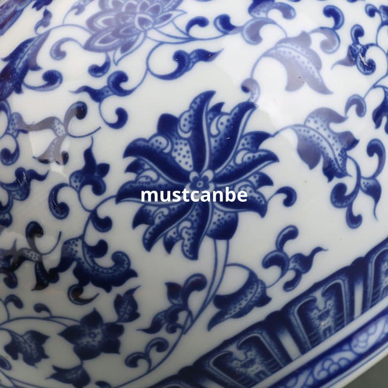大清乾隆青纏枝紋石榴瓶 景徳鎮 陶磁器 装飾品 現代工芸品 美術品 置物