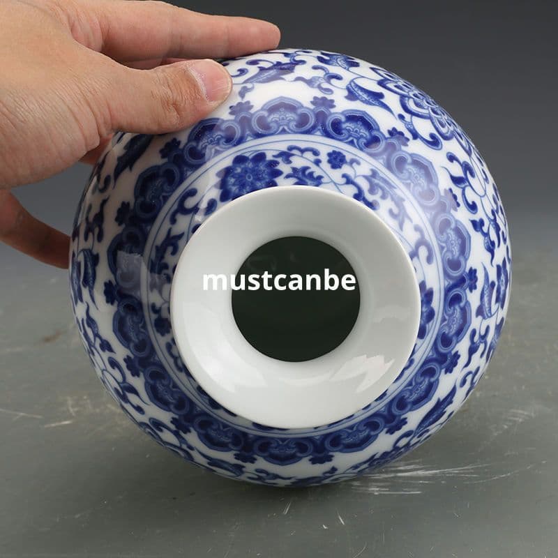 大清乾隆青纏枝紋石榴瓶 景徳鎮 陶磁器 装飾品 現代工芸品 美術品 置物