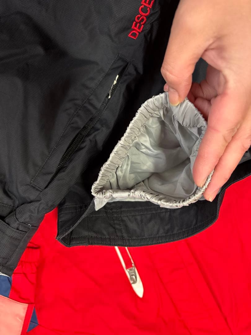 DESCENTE 子ども用スキーウェア 上下セット　160サイズ　男女兼用