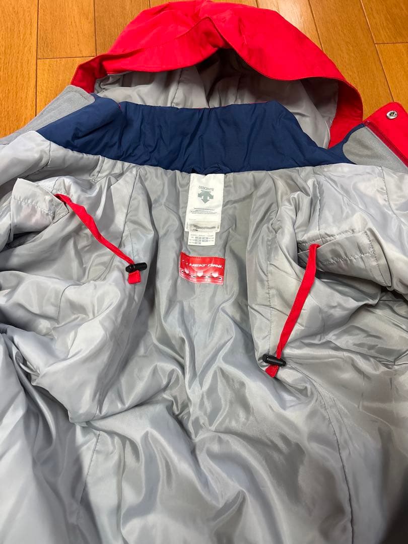 DESCENTE 子ども用スキーウェア 上下セット　160サイズ　男女兼用