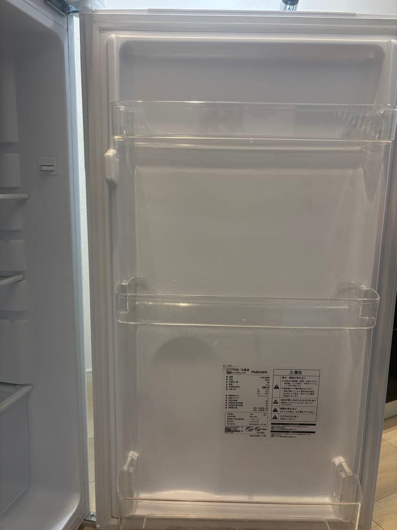 マクスゼン冷蔵庫 送料込みの値段です！