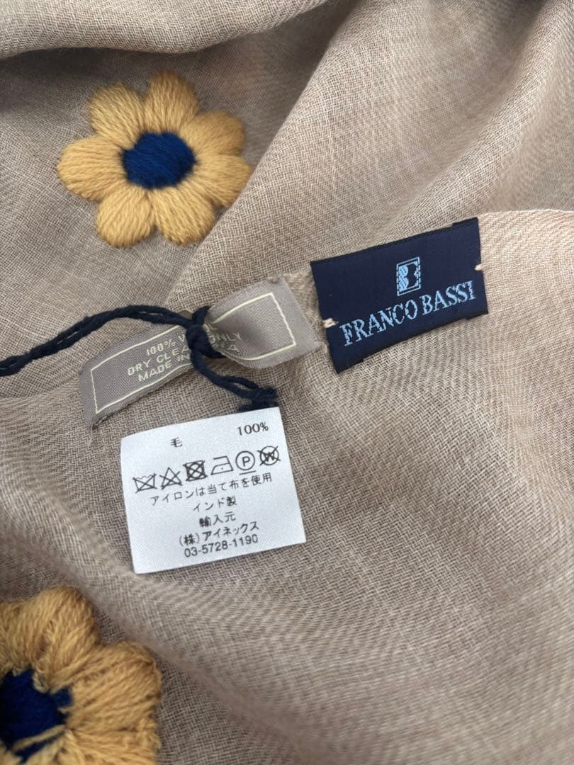 【FRANCO BASSI】新品！スカーフ　ストール　花　刺繍　ベージュ