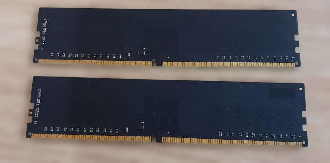 c*l様 L0218-15メモリCOLORFIRE DDR4-2400 PC4-