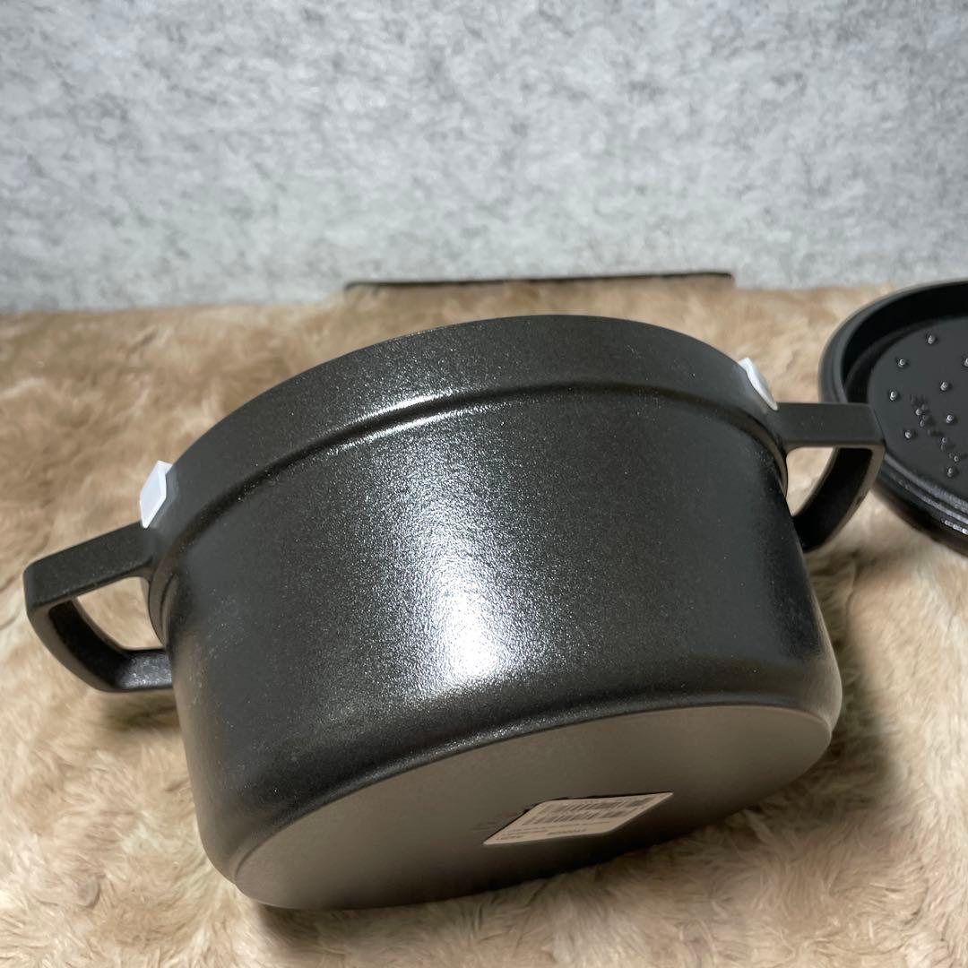 staub 「ピコ ココット ラウンド ブラック 20cm 」40509-487
