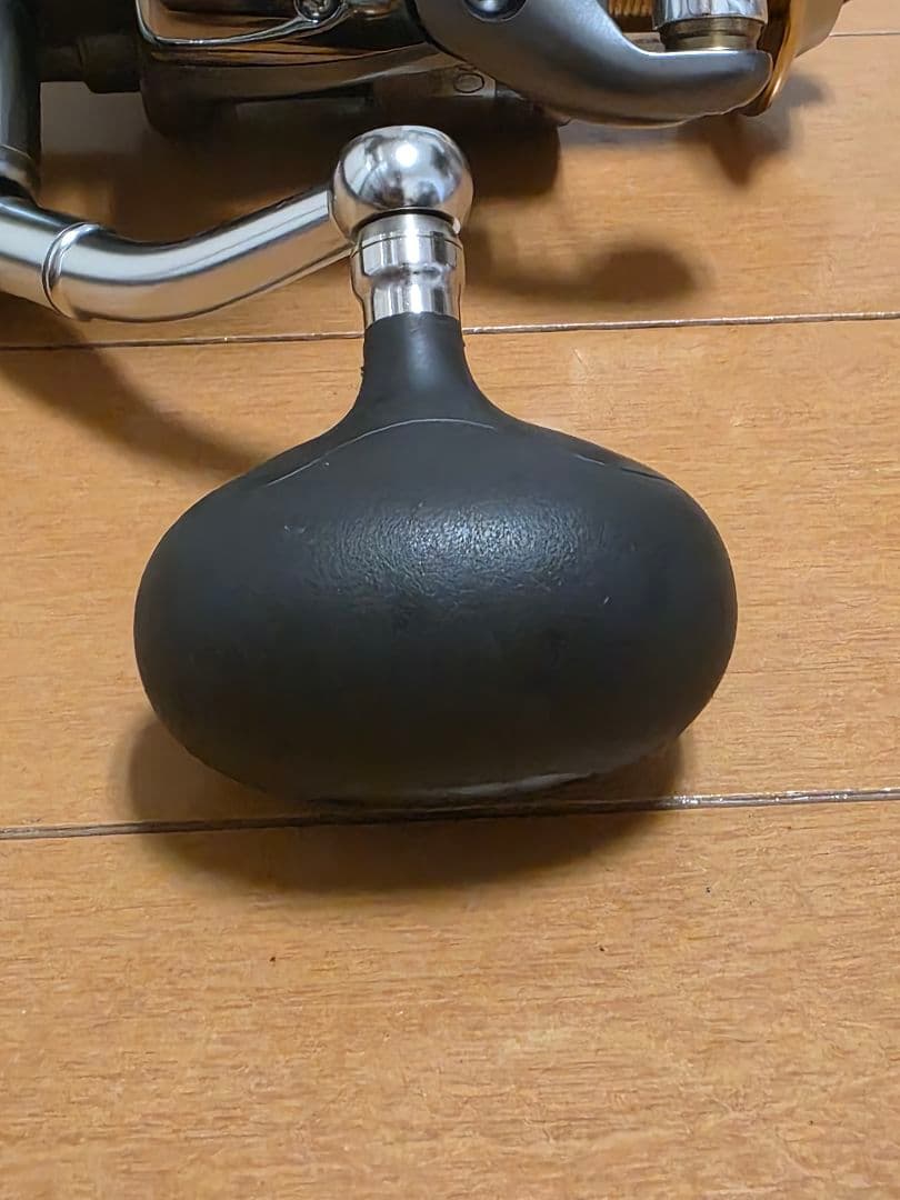 極美品　シマノ　02ツインパワー　8000HG