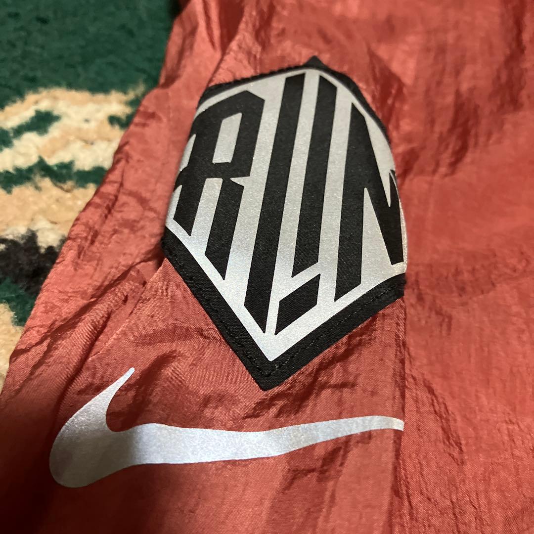 NIKE ナイキ　ワイルドラン ウィンドランナー ランニングジャケット