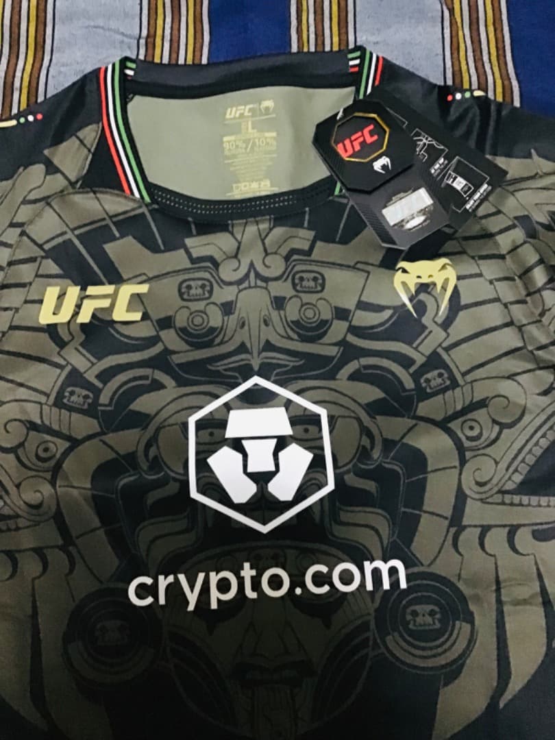 （在庫最後の商品）正規品 NOCHE UFC VENUM サイズ L
