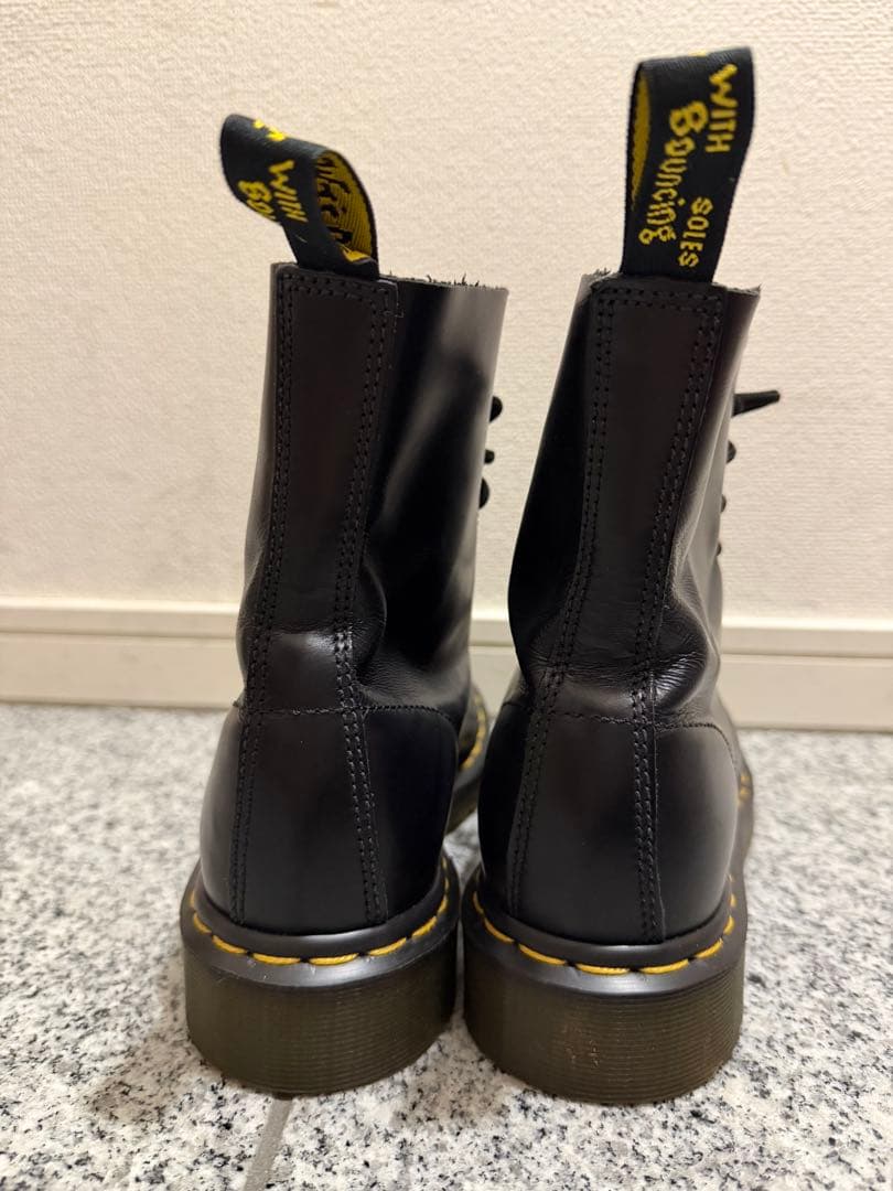 Dr. Martens ブラックレザー ハイカットブーツ