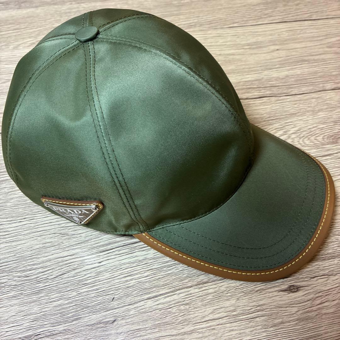 PRADA Re-Nylon xレザー ベースボールキャップ　現行　三角ロゴ