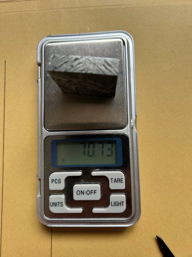 m*ஐ様 アルタイ鉄隕石、四角くて可愛くて美しい外観。約70.73g