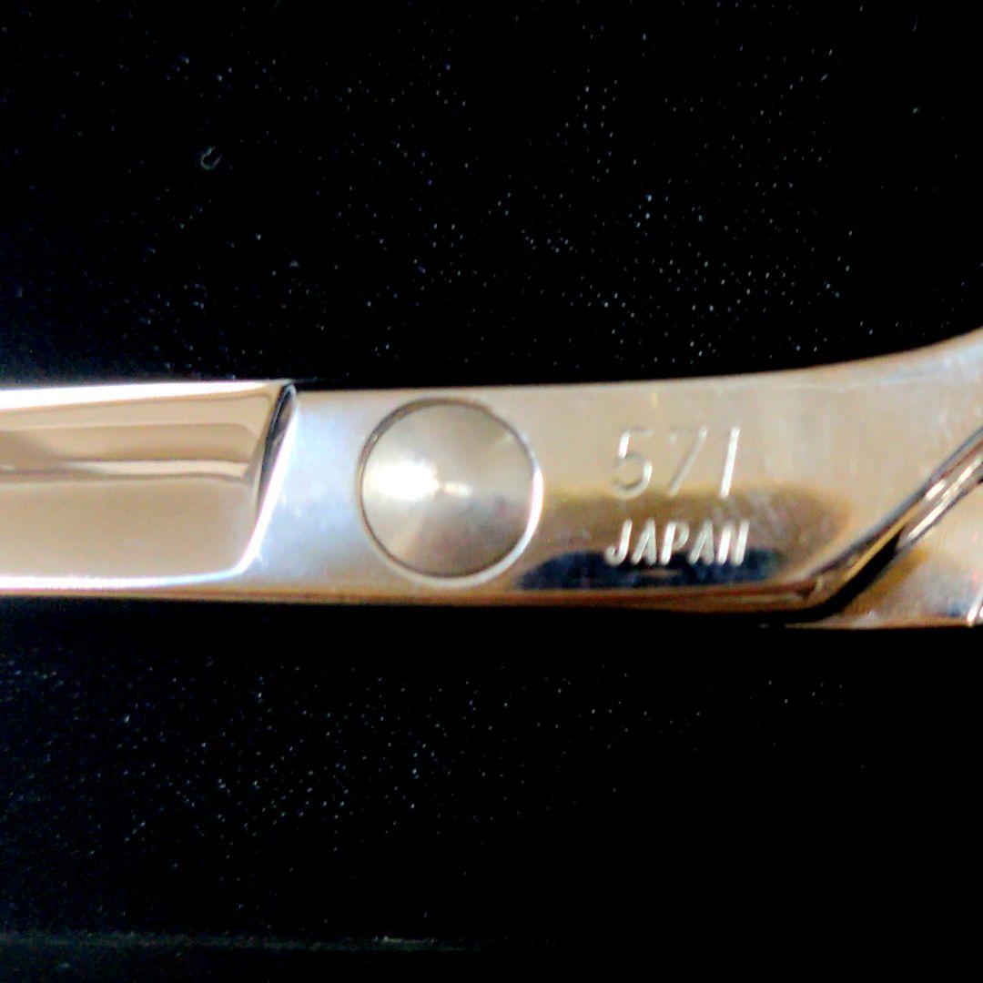 HIKARI 「光」シザー 571 5.5インチ・カットシザー 33,600円
