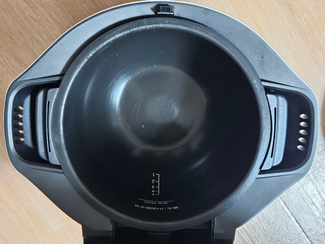 SHARP ヘルシオ ホットクック KN-HW24G-W
