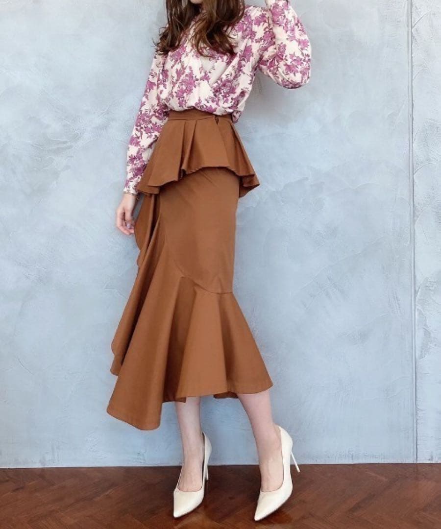 eimy istoire ペプラムラインラッフルマーメー ドスカート