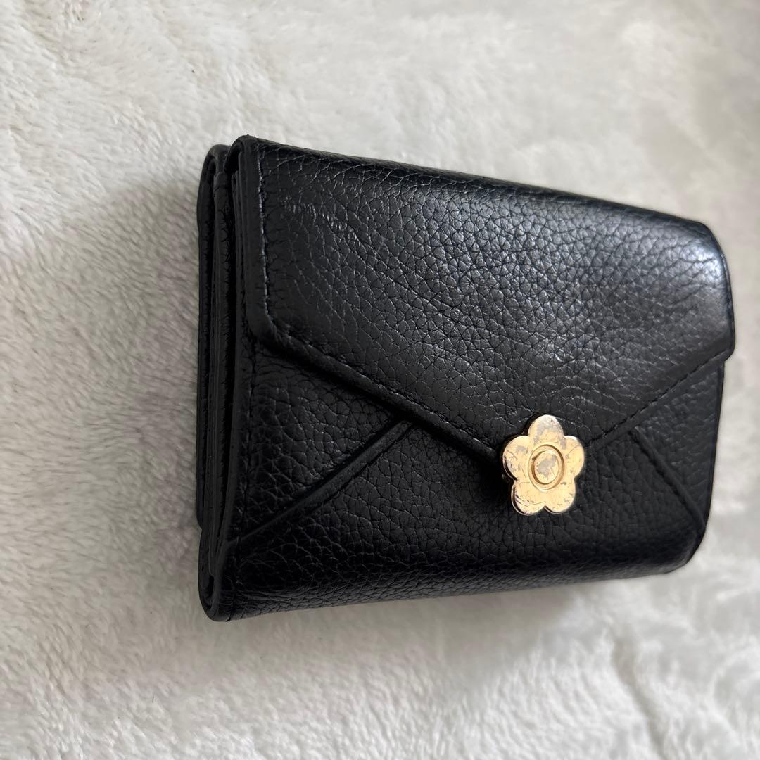黒 MARY QUANT 三つ折り財布