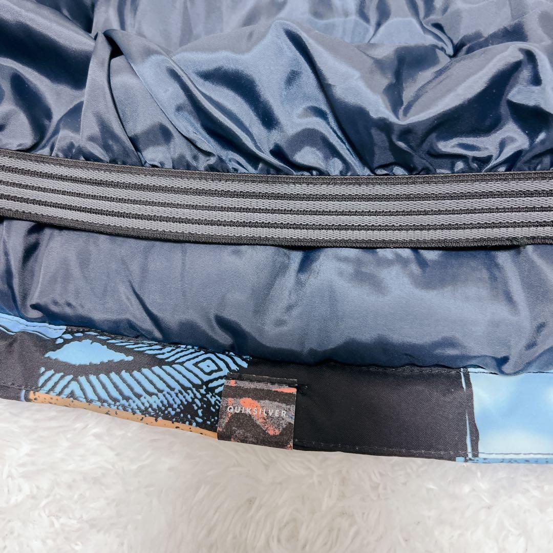 美品✨QUIK SILVER クイック シルバー　スノーウエア　120〜130