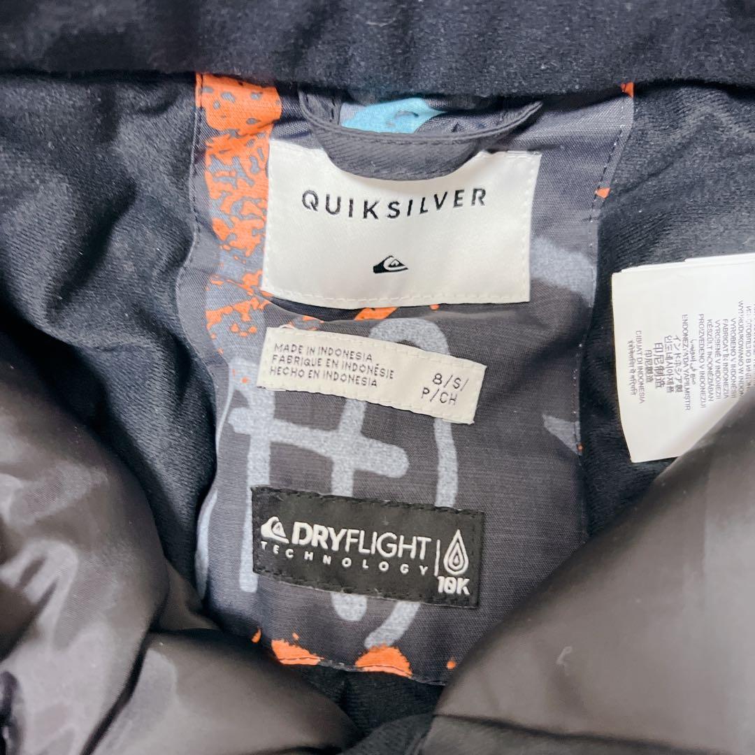美品✨QUIK SILVER クイック シルバー　スノーウエア　120〜130