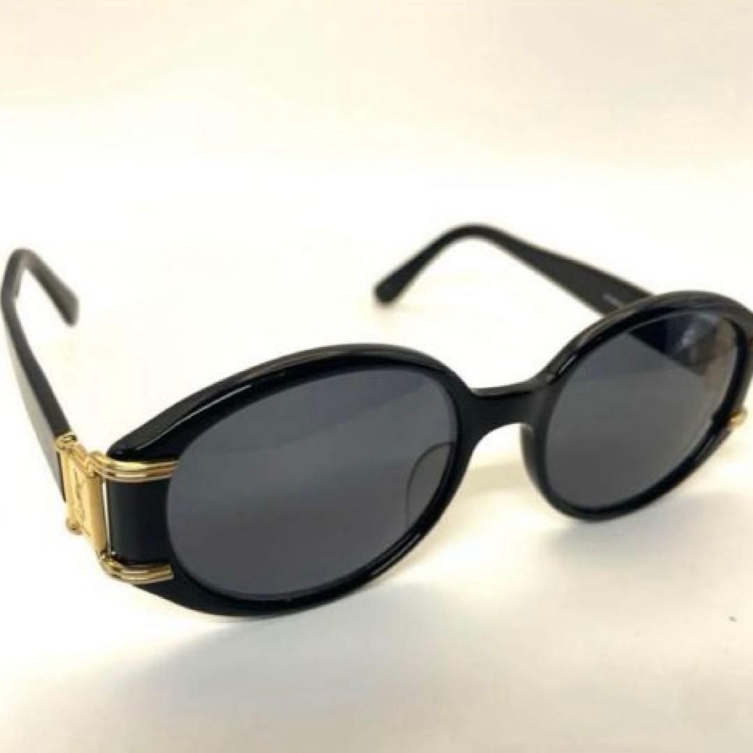 Yves Saint Laurent ✨イヴ・サンローラン　ブラック　サングラス
