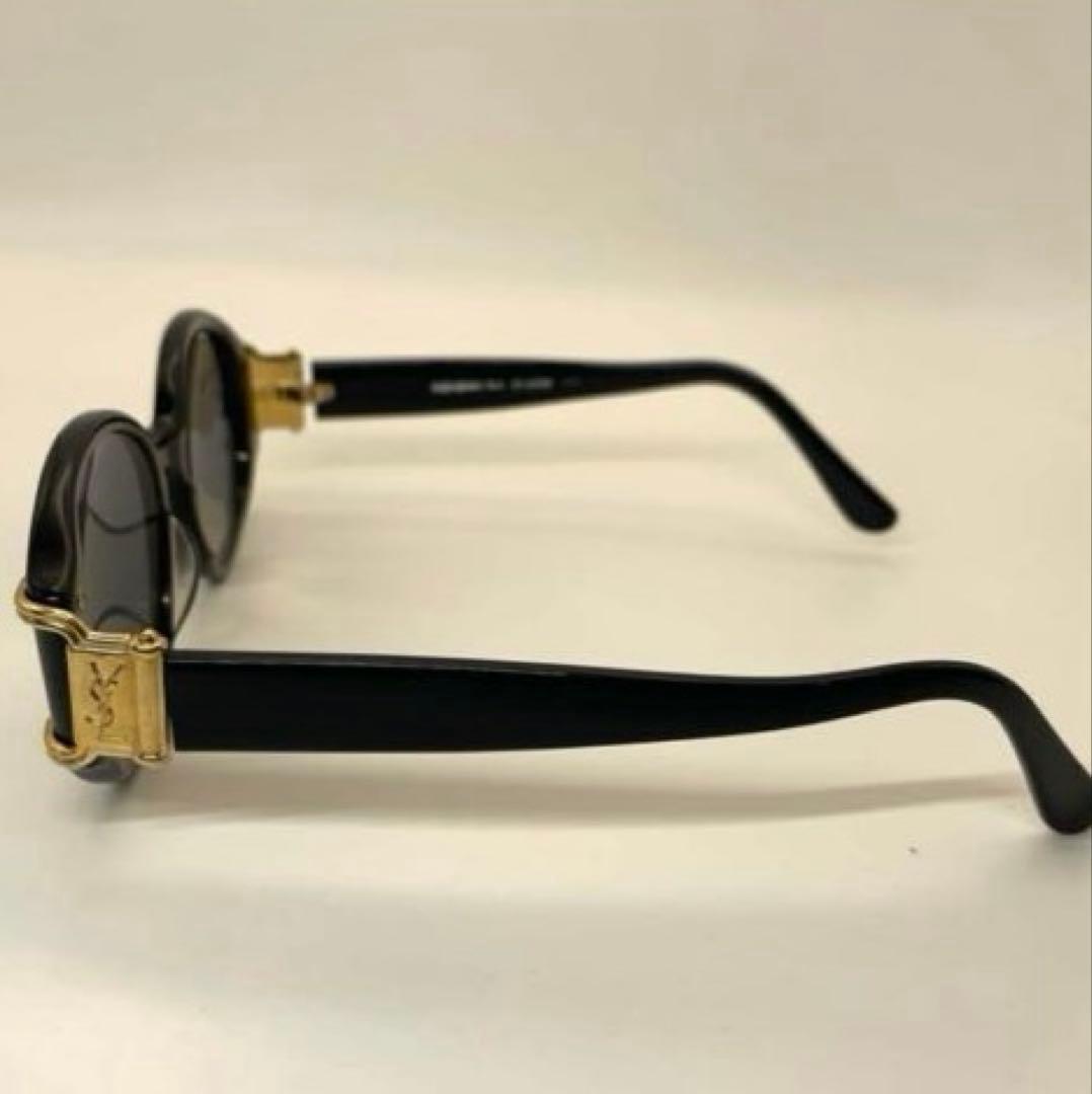 Yves Saint Laurent ✨イヴ・サンローラン　ブラック　サングラス