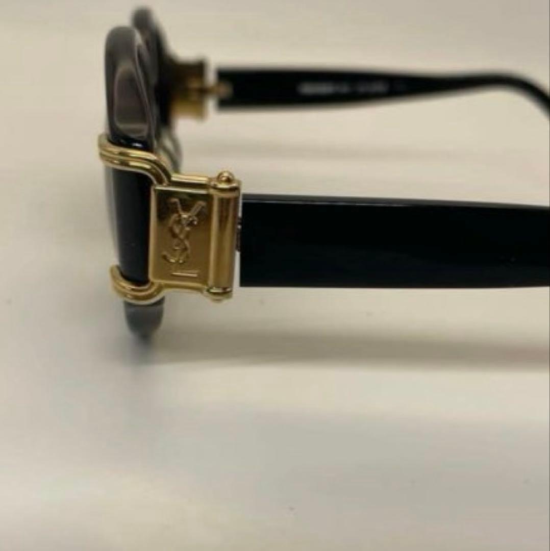 Yves Saint Laurent ✨イヴ・サンローラン　ブラック　サングラス