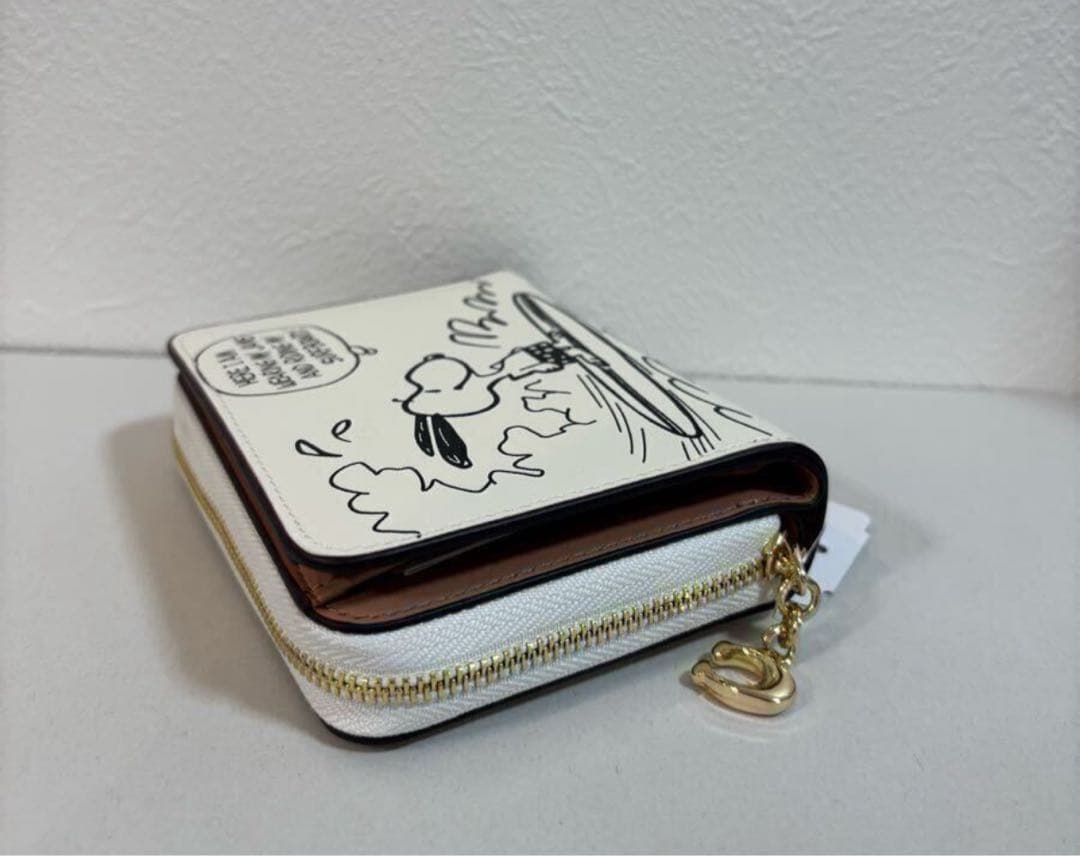 コーチ　coach スヌーピー 二つ折り財布 サーフィンデザイン