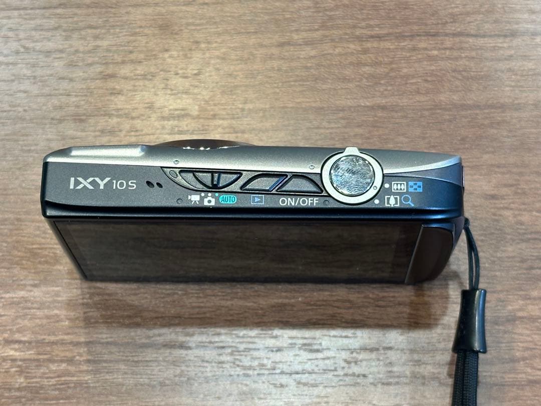 r*a様 美品 Canon IXY 10S PC1467 コンパクトデジタルカメ