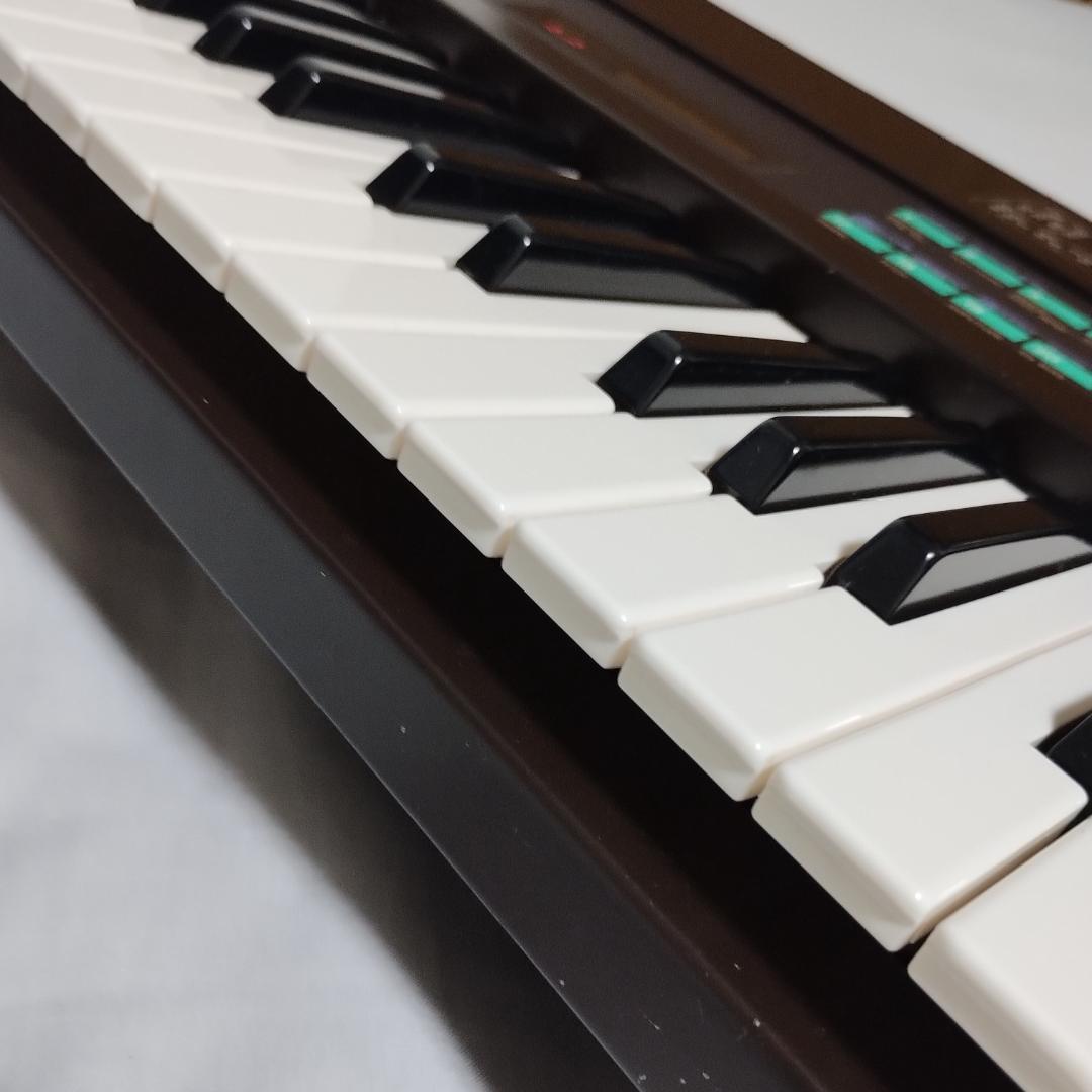 「 DX7 」YAMAHA・FM音源搭載デジタルシンセサイザー