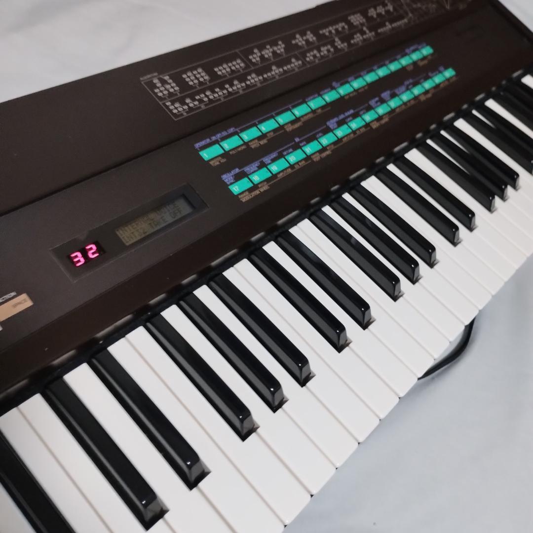 「 DX7 」YAMAHA・FM音源搭載デジタルシンセサイザー