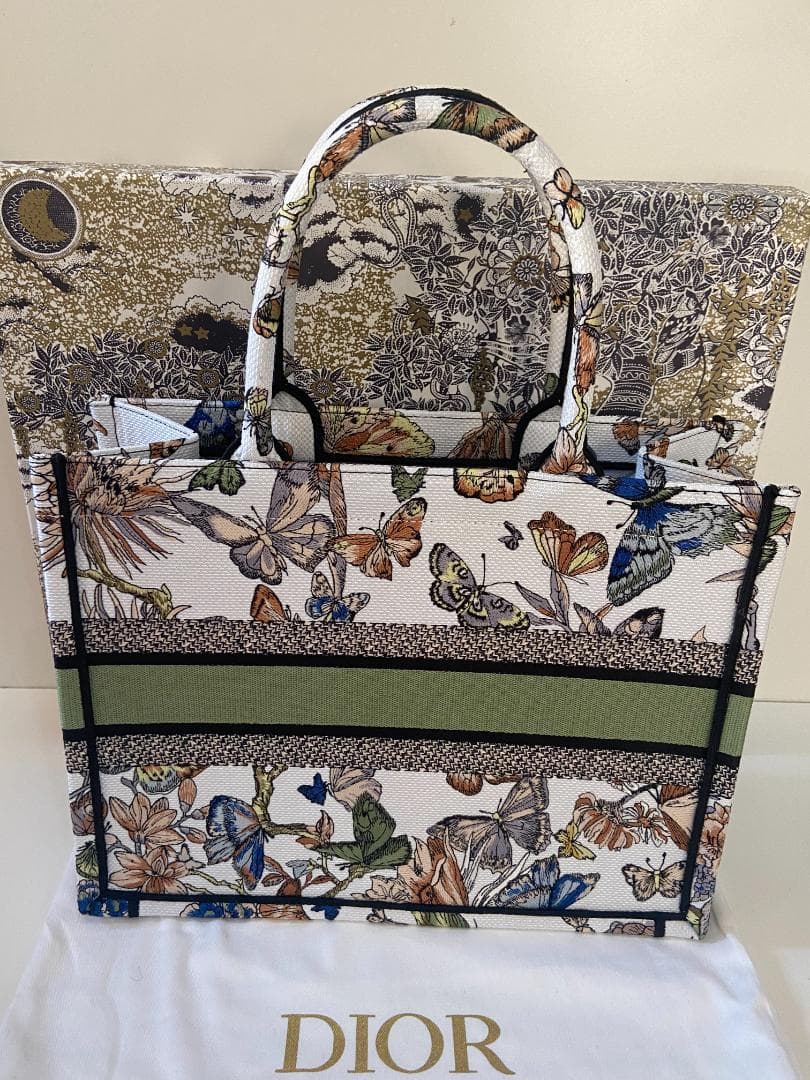 BOOK TOTE トート バッグ ミディアム