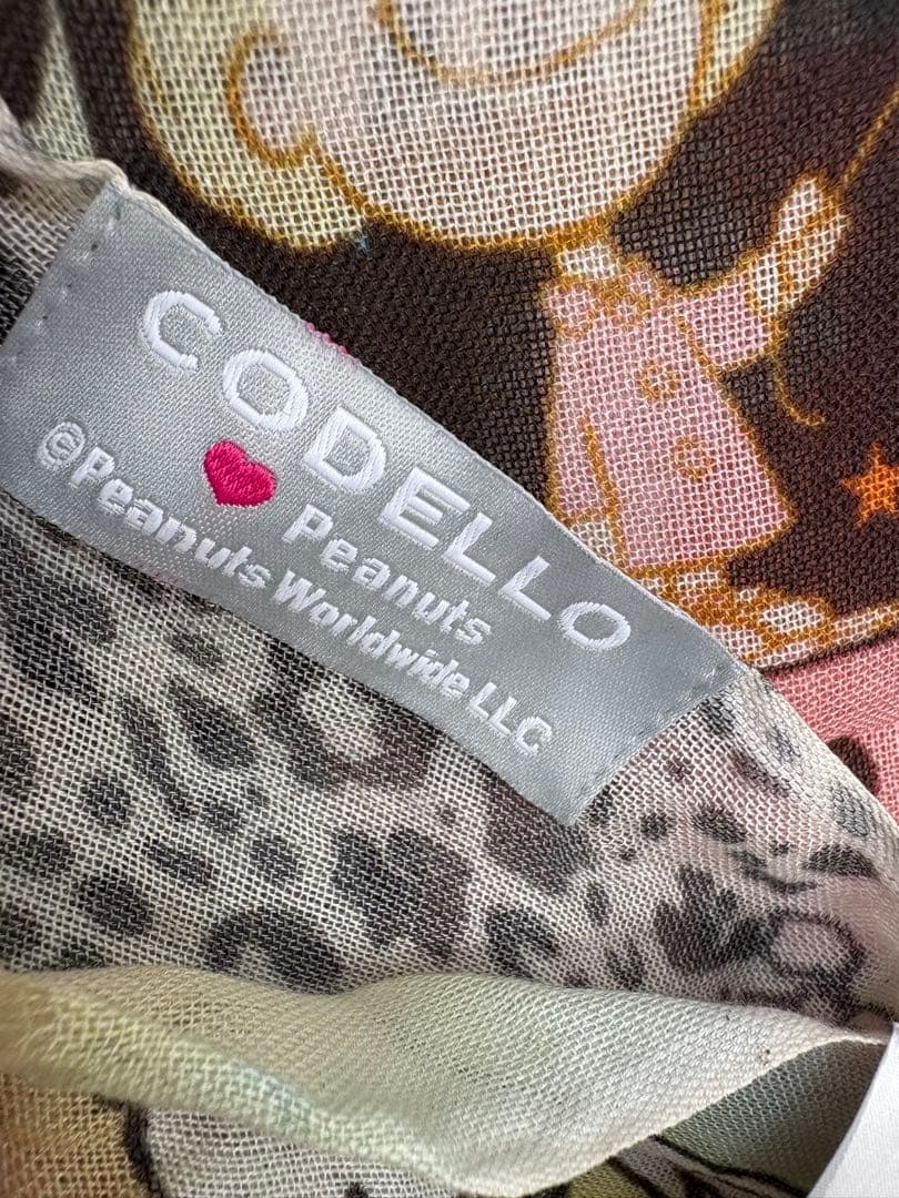 CODELLO × PEANUTS コデッロ×スヌーピー　大判ストール