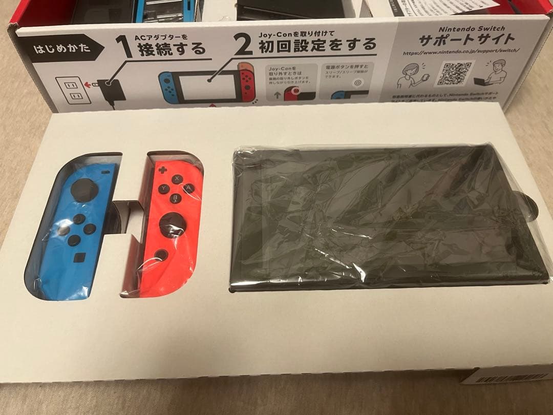 美品Nintendo Switch 本体64GB SDカード/保護フィルム付き