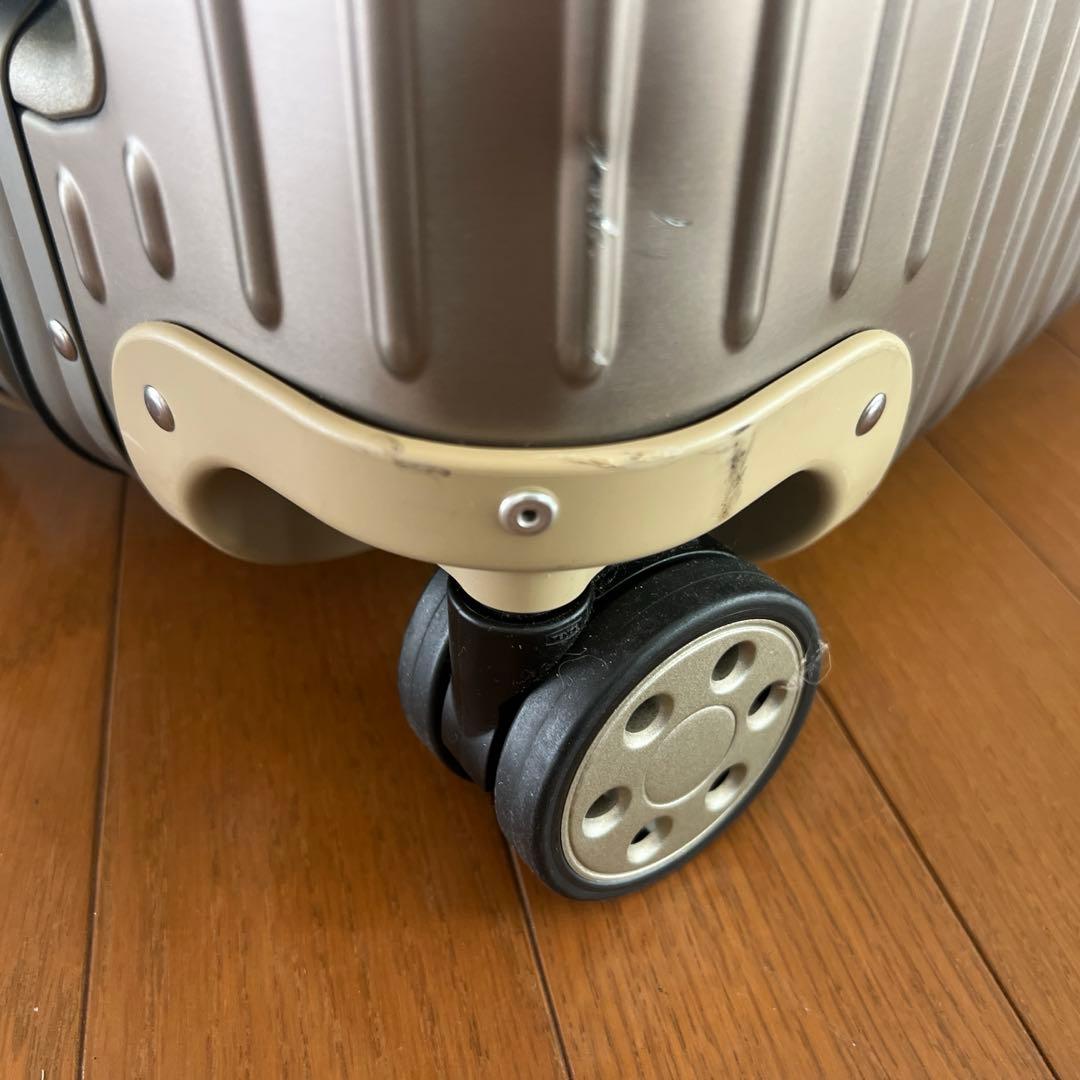 RIMOWAチタニウムトパーズ67L e-Tag（生産終了モデル）
